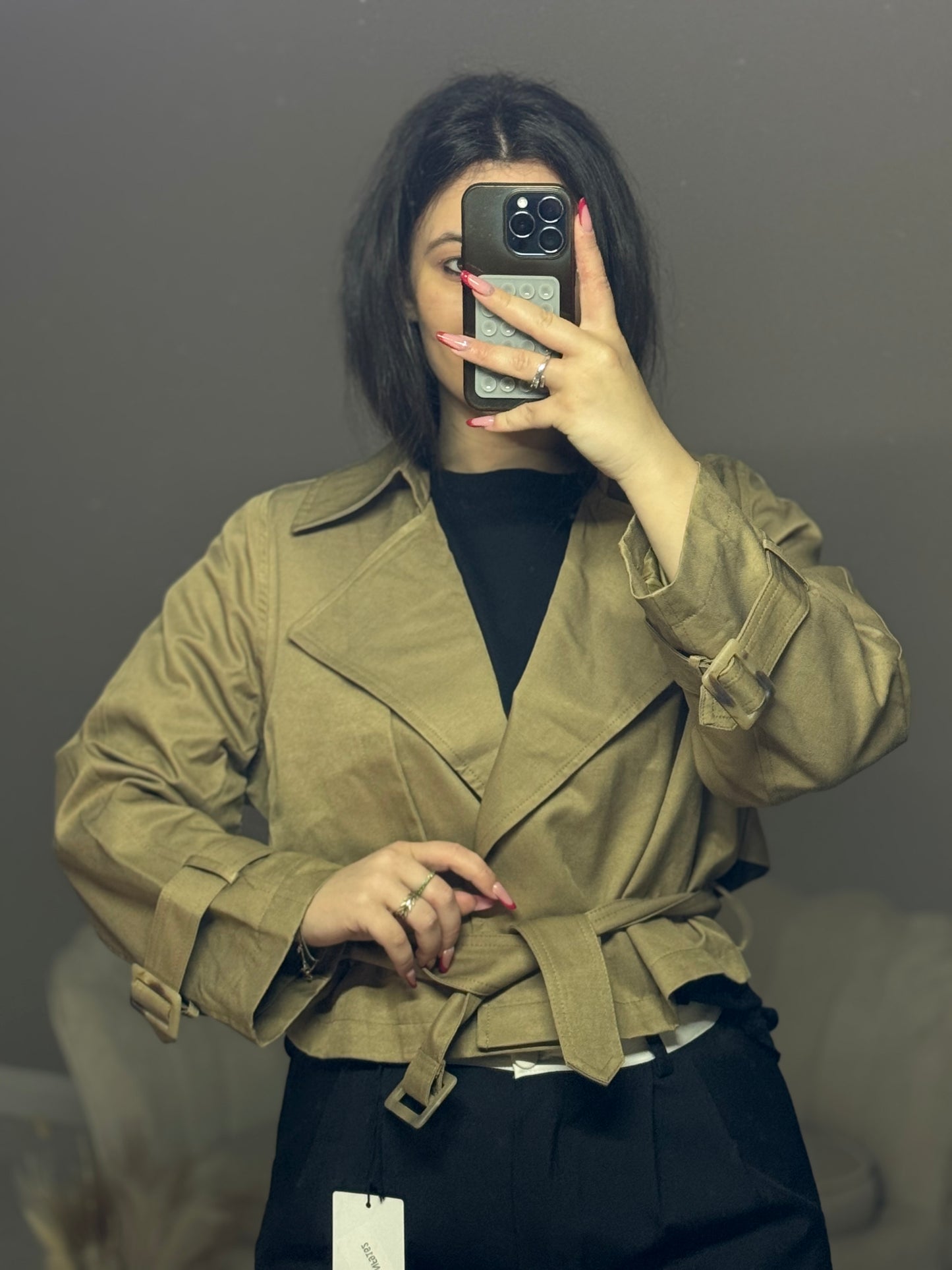 TRENCH CORTO